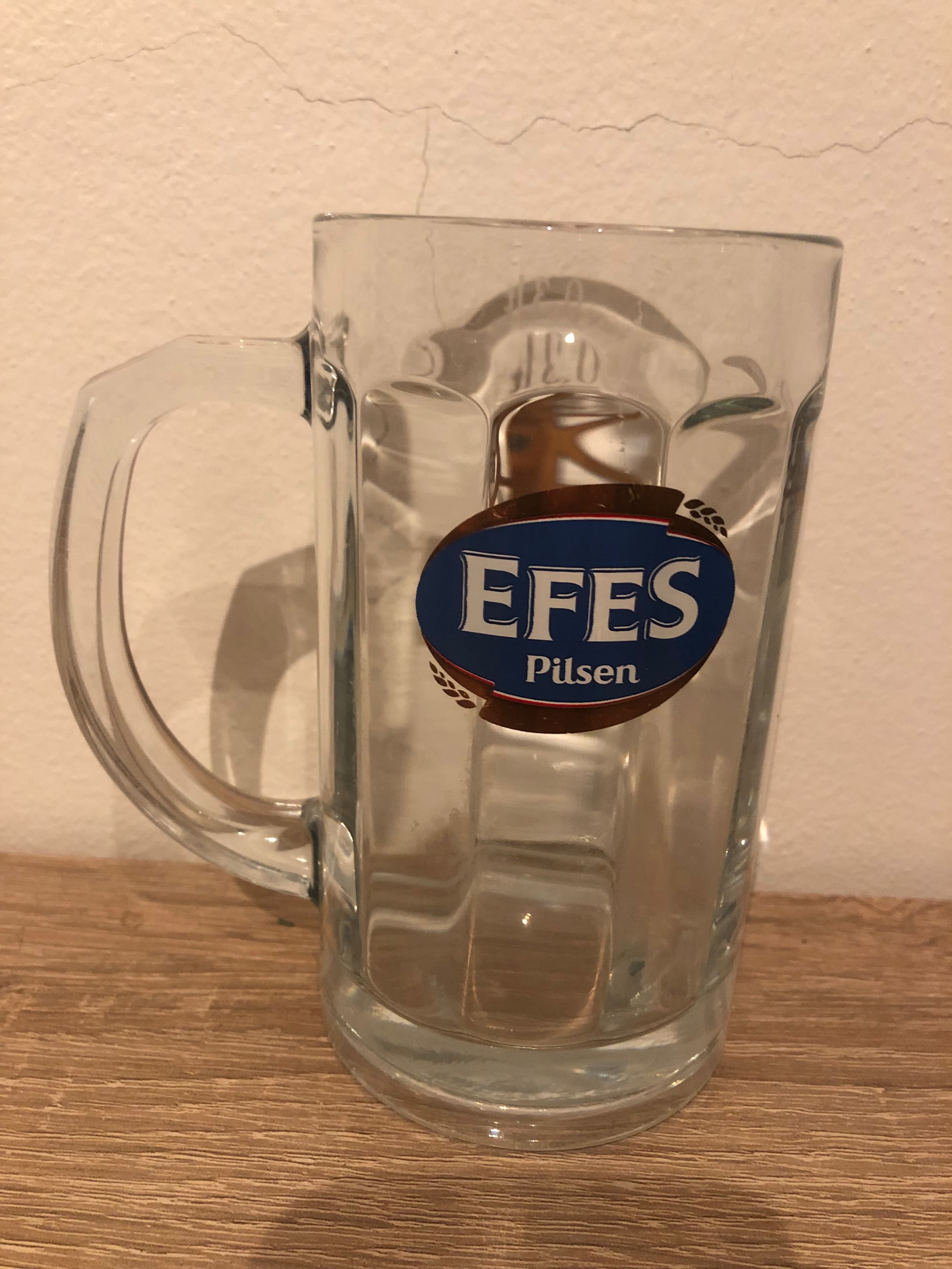 Půllitr — Efes Pilsen (2)