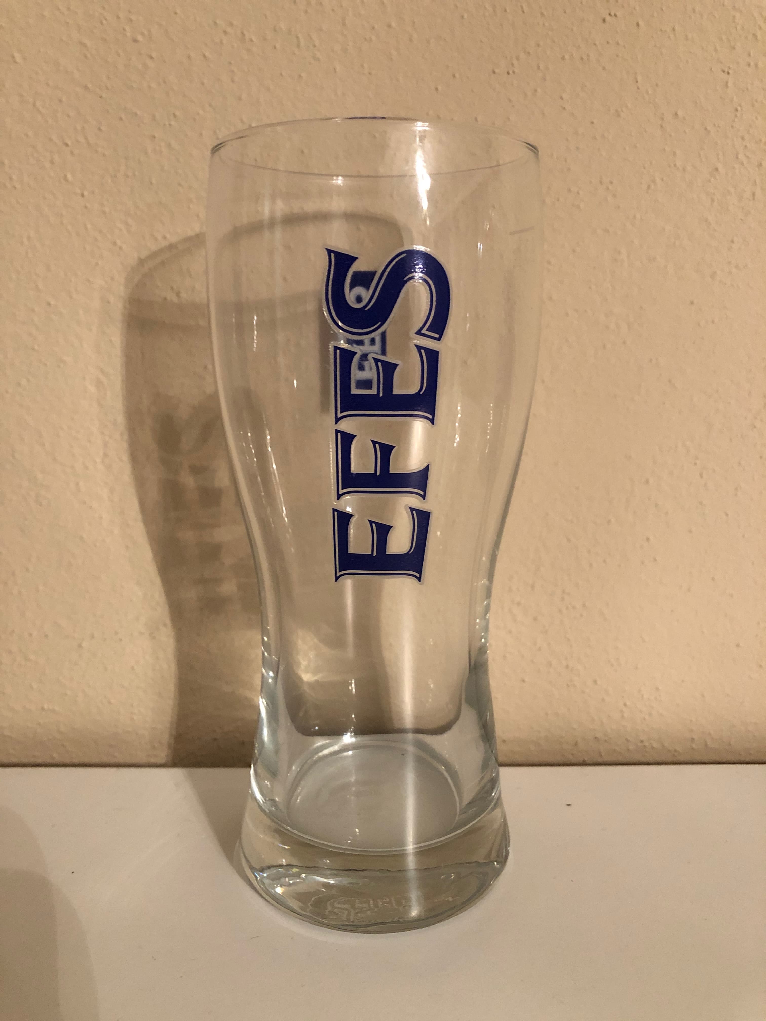 Půllitr — Efes Pilsen (1)
