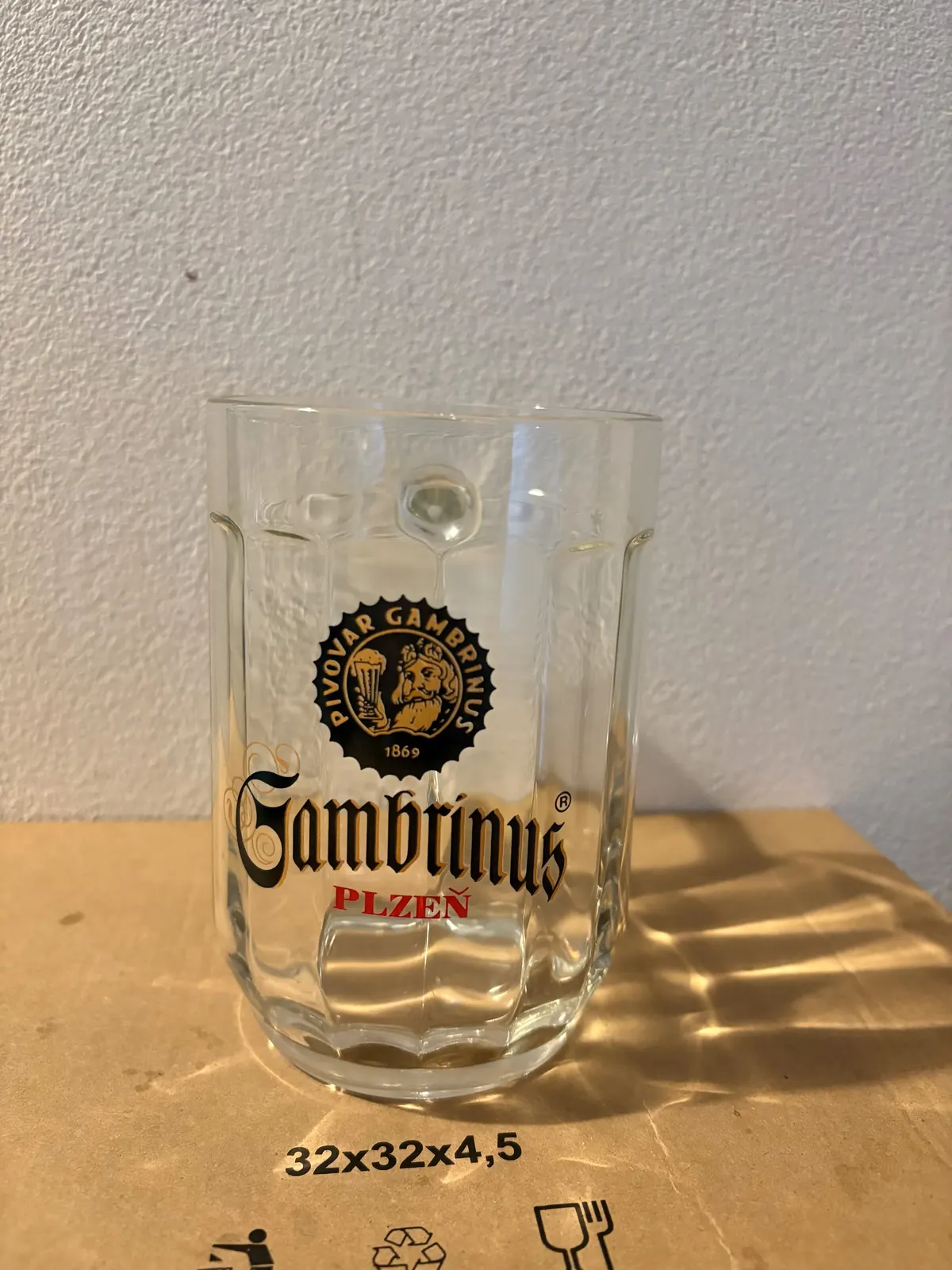 Půllitr — Gambrinus (10)