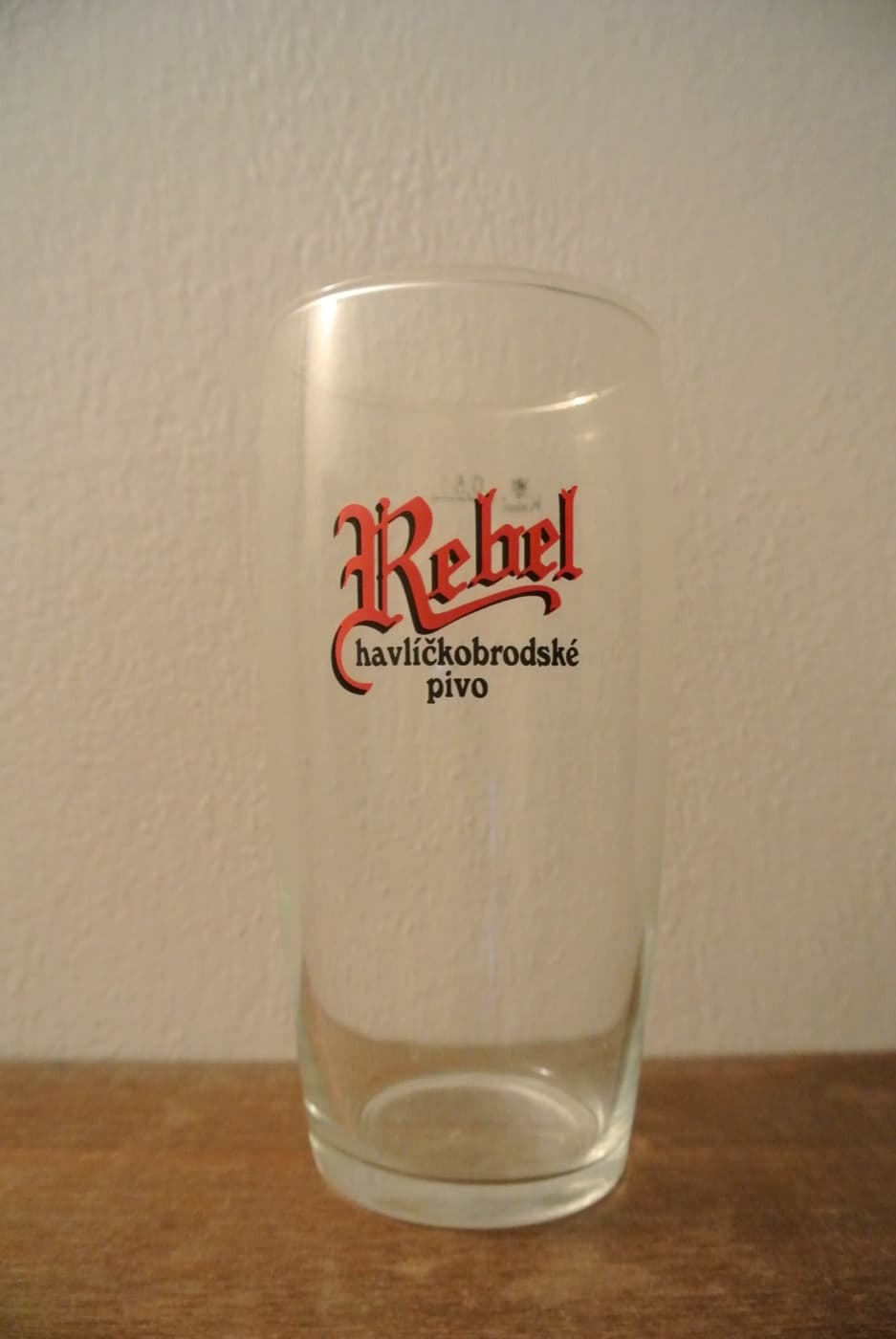 Půllitr — Rebel (1)