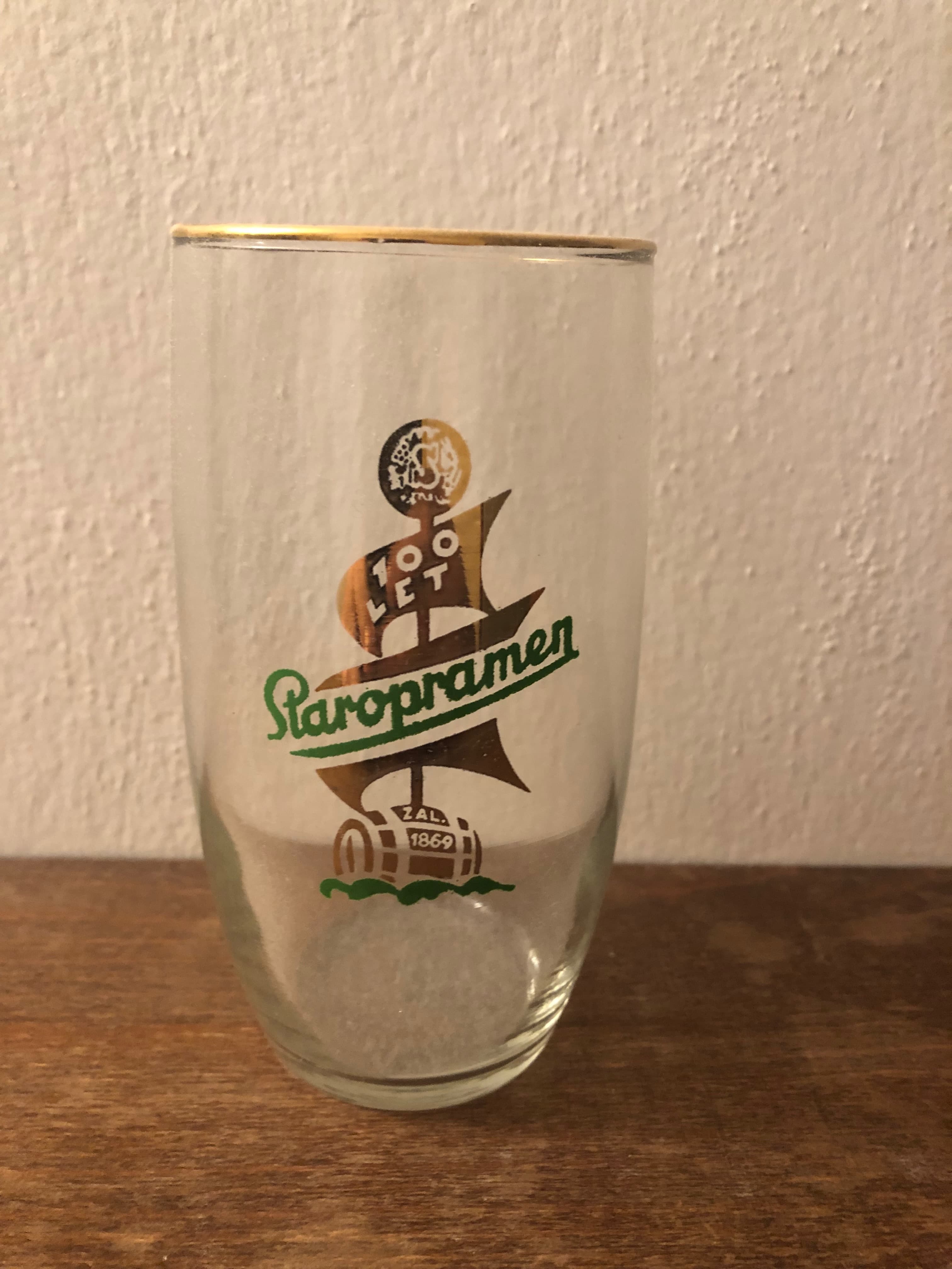 Půllitr — Staropramen (8)