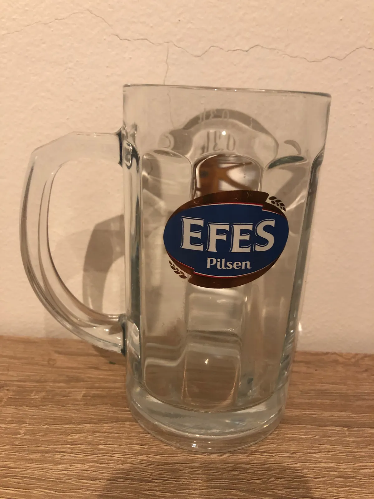Půllitr — Efes Pilsen (2)