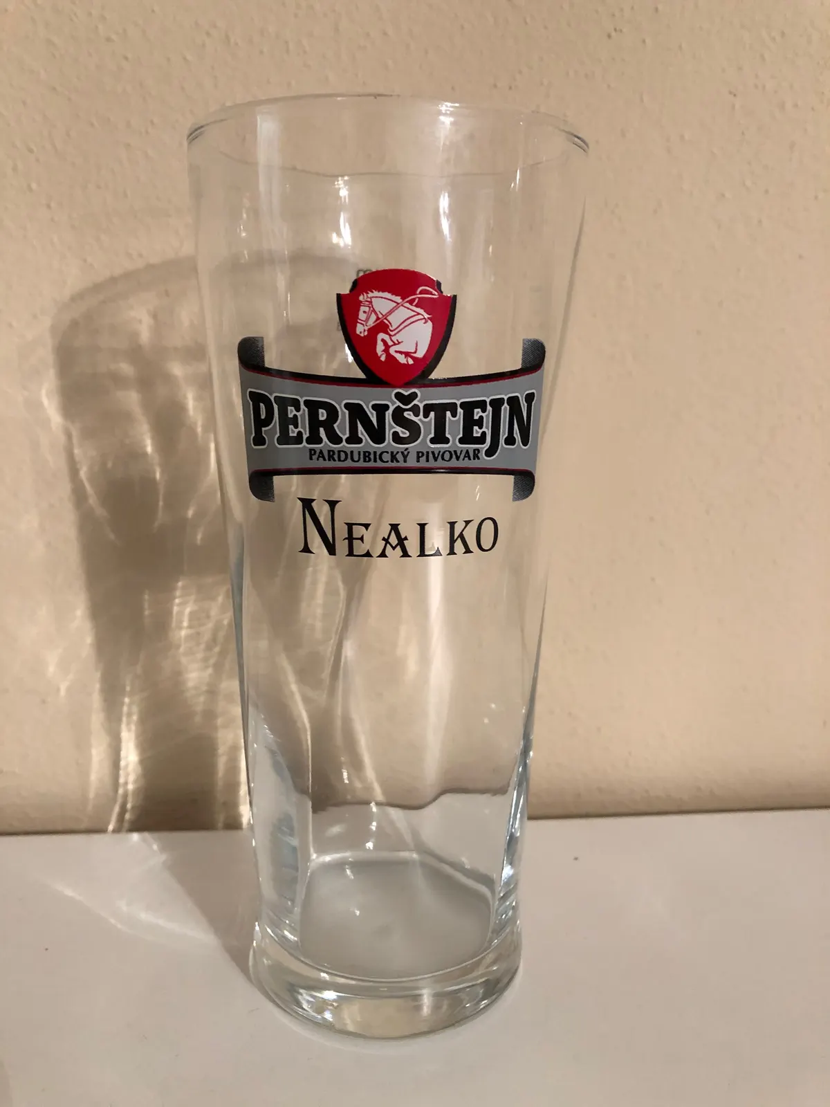 Půllitr — Pernštejn