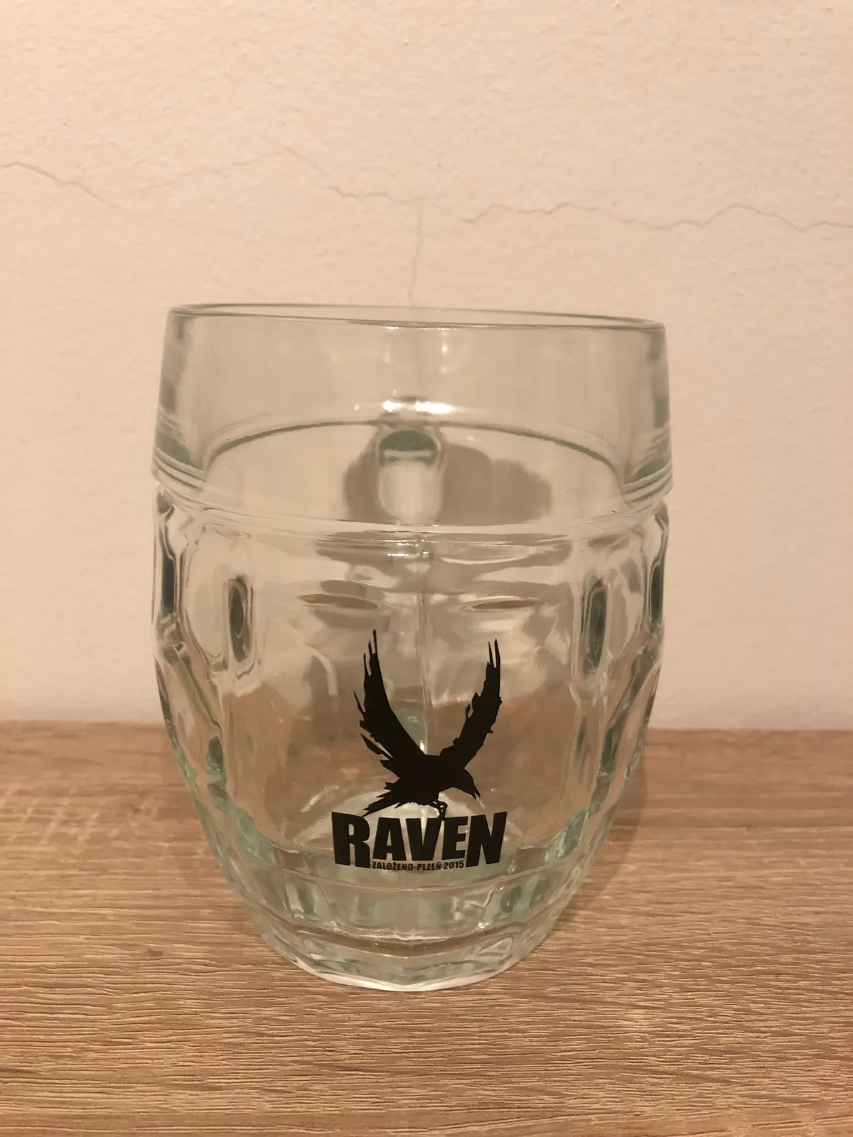 Půllitr — Raven (1)