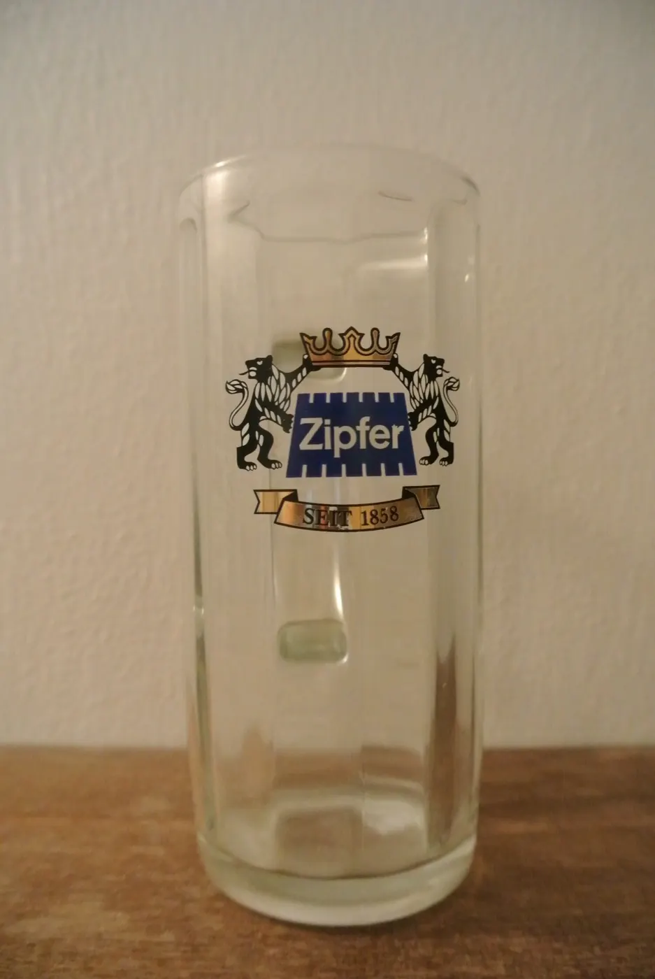 Půllitr — Zipfer (1)